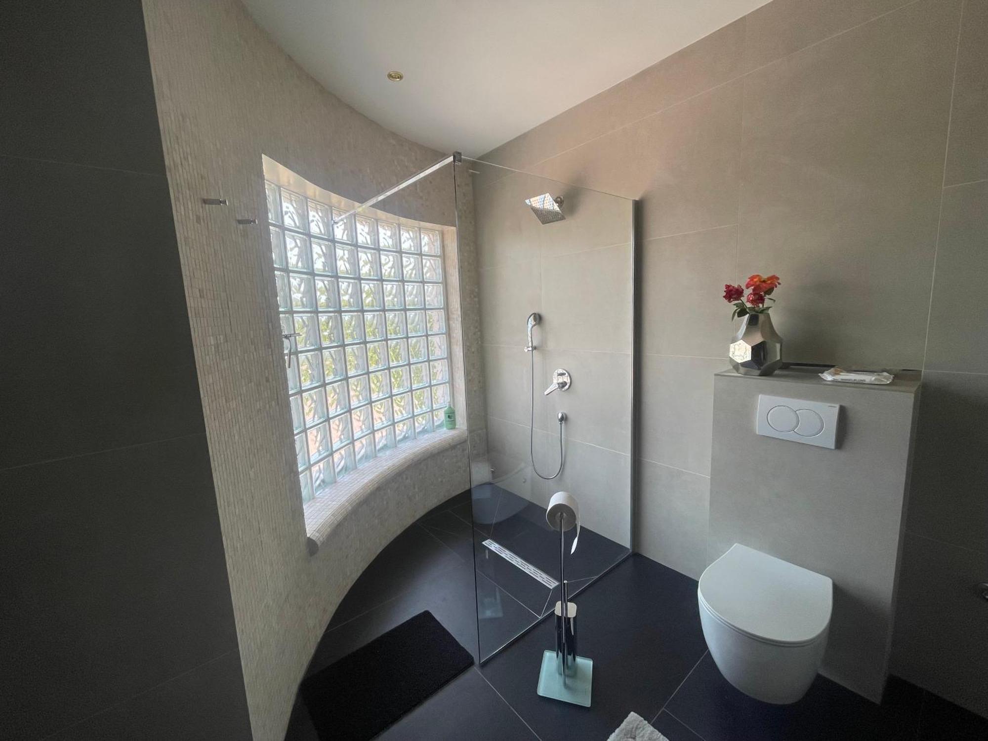 Tona - Miran Apartman - Parking - Samostalna Prijava Karlovac Buitenkant foto