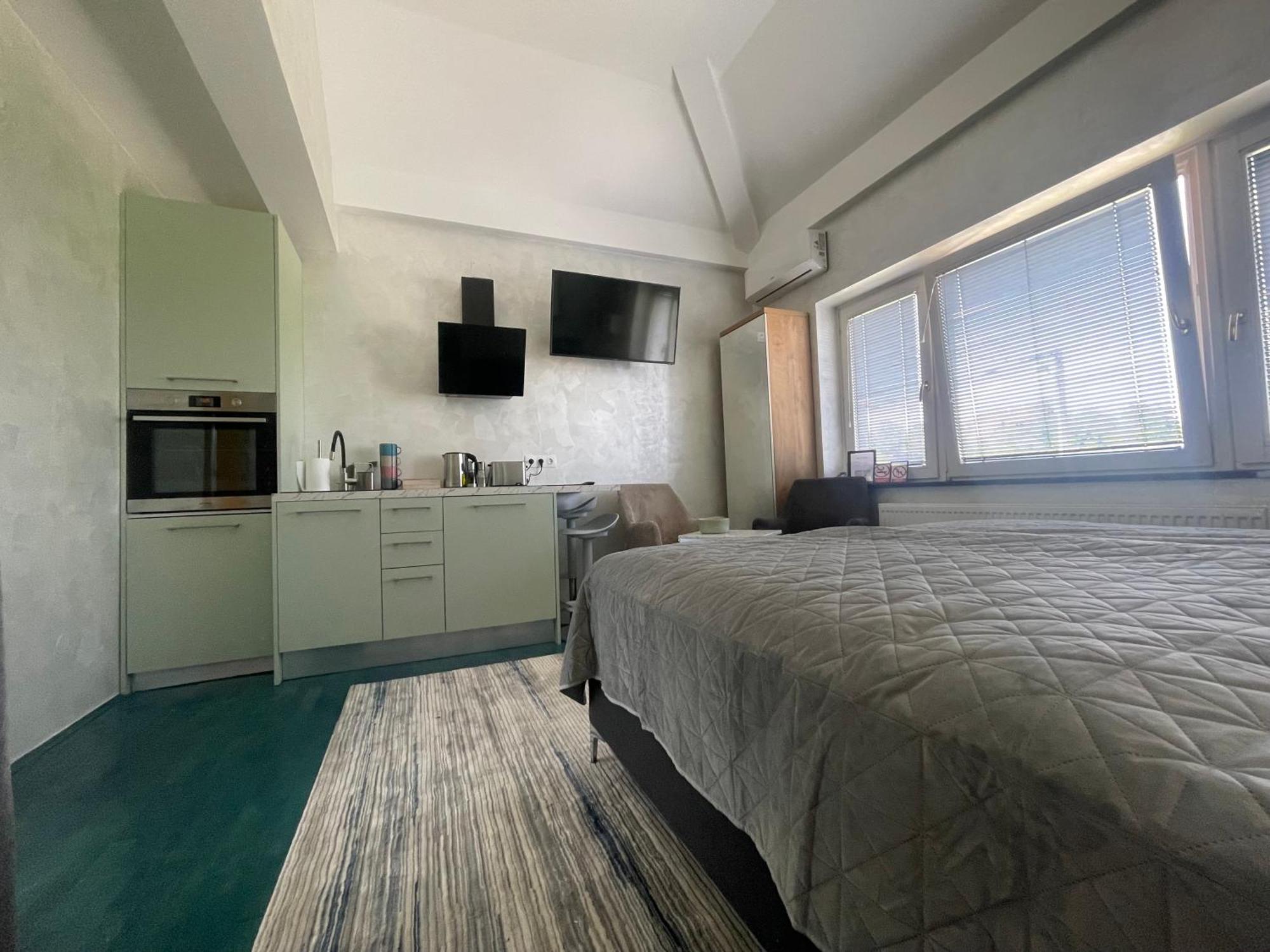 Tona - Miran Apartman - Parking - Samostalna Prijava Karlovac Buitenkant foto